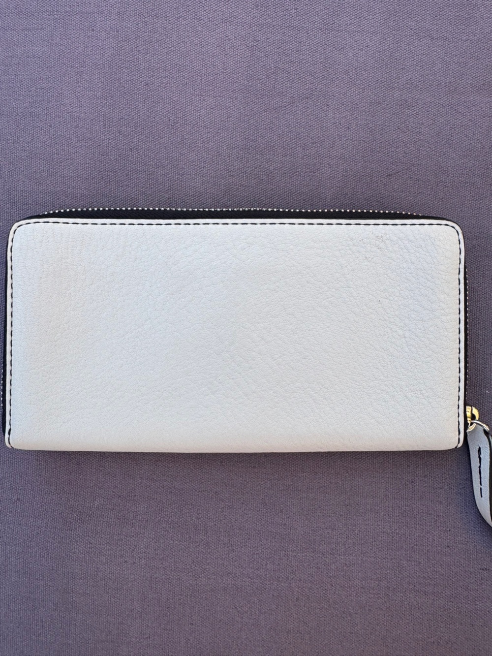 Marc Jacobs Cloud White Black Continental Zip Around Wristlet Wallet VGUC - Picture 4 of 16